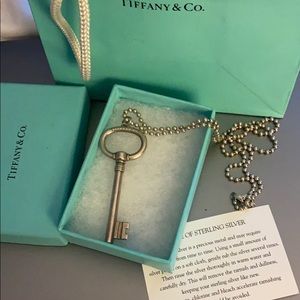 TIFFANY & CO KEY Necklace sterling silver
